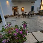 Дом отдыха Grossvaters Haus - Ein 150 Jahre Altes Steinhaus By Interhome