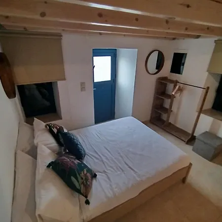 Grossvaters Haus - Ein 150 Jahre Altes Steinhaus By Interhome * Lagoudi Zia
