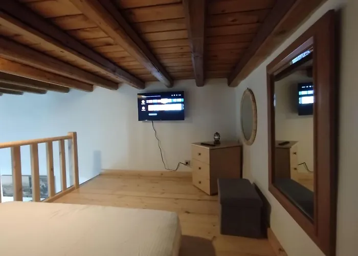 بيت للعطل Grossvaters Haus - Ein 150 Jahre Altes Steinhaus By Interhome *